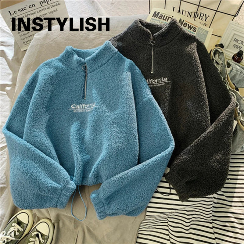 Hoodie Cropped de Polar – Estilo Cozy Urbano